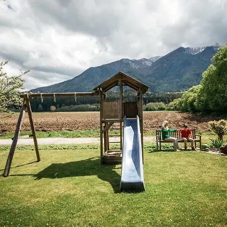 Feistritz بيت للعطل